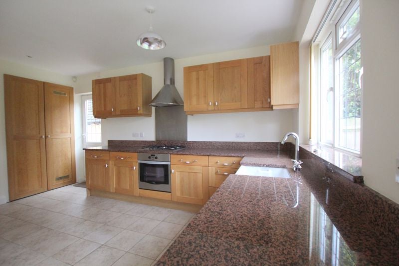House Oak Hill in Epsom and Ewell