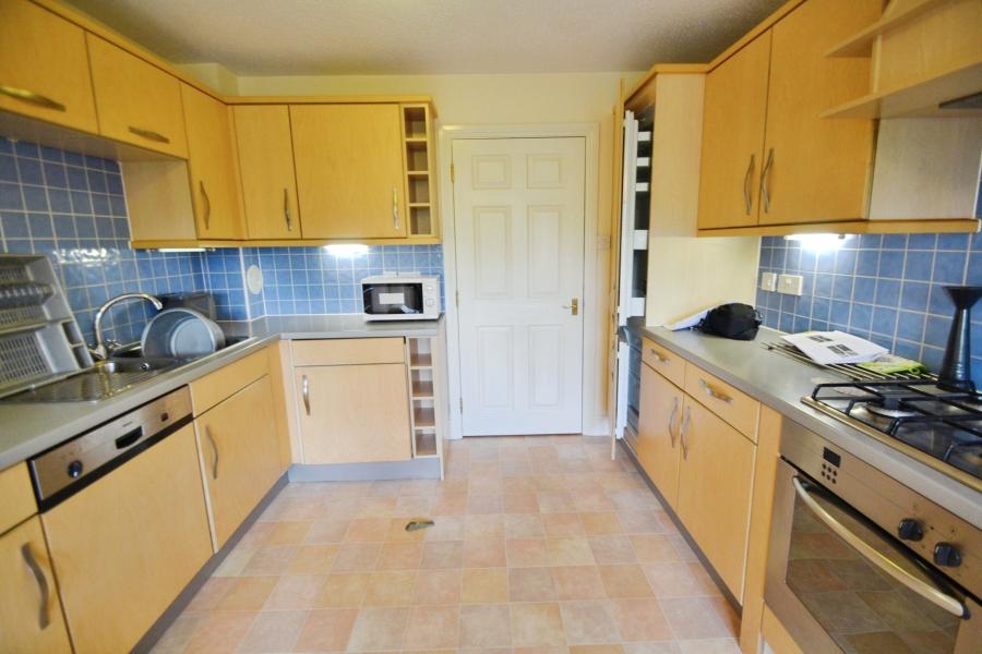 Flat Powderhall Brae in City of Edinburgh