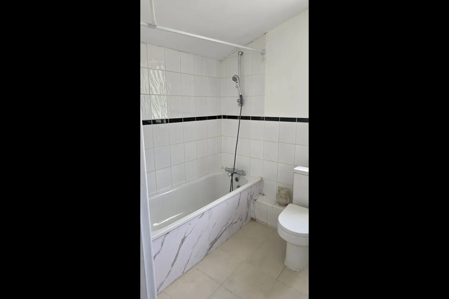 Room Belgrave Road in Greater London