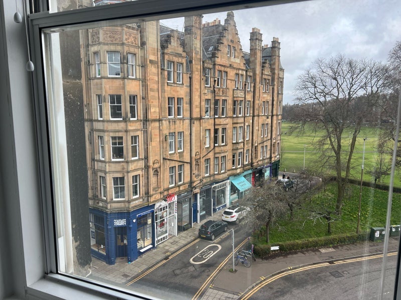 Room Bruntsfield Place in City of Edinburgh