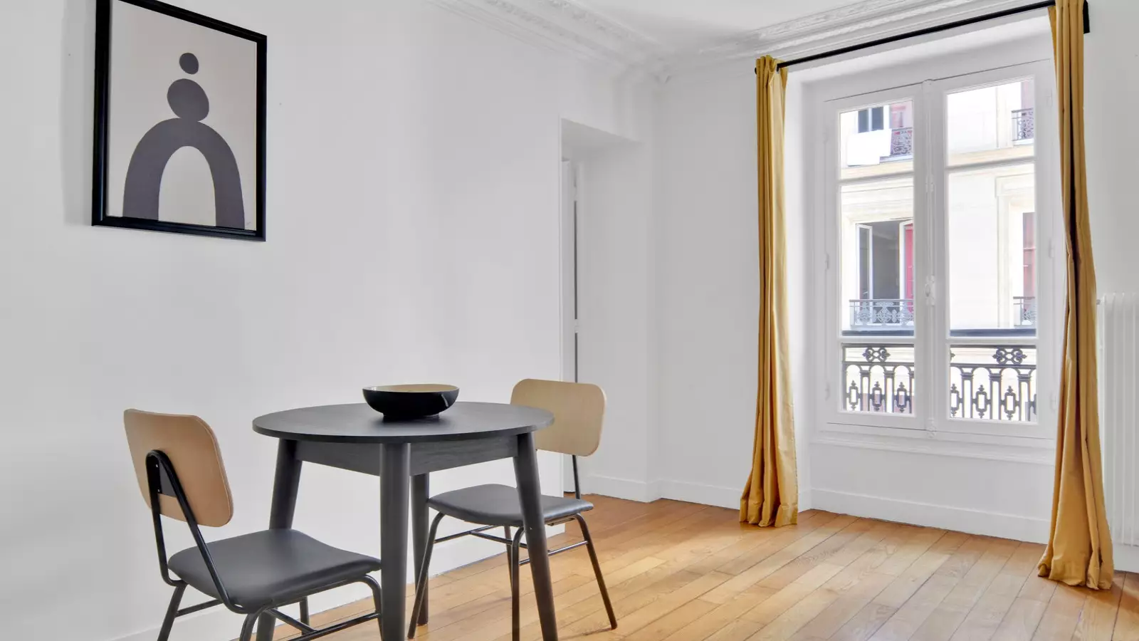 Flat Rue Claude-Rodier in Paris