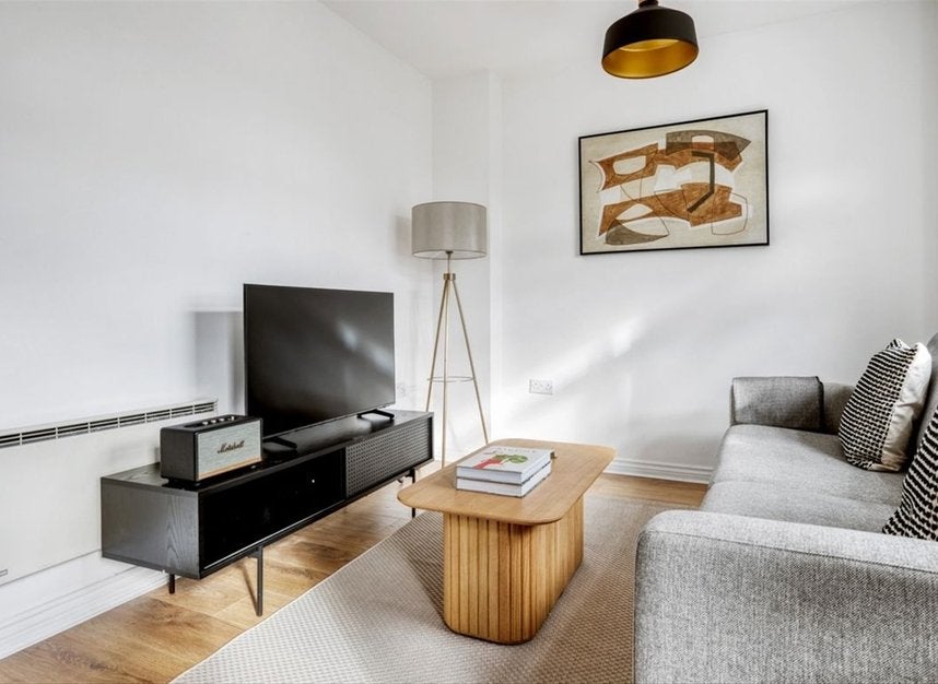 Flat Marcon Place in Greater London