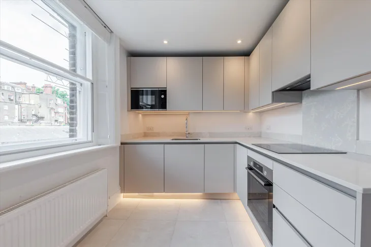 Flat Sloane Street in Greater London