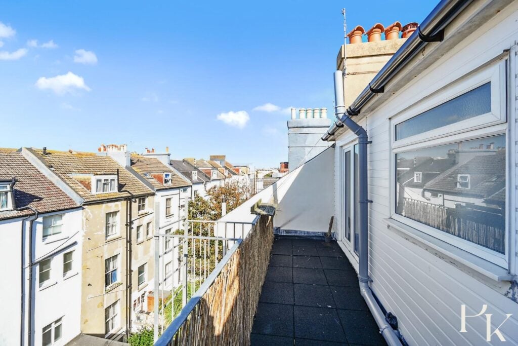 Flat Powis Road in Brighton