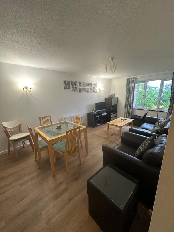 Room Edmunds Walk in Greater London