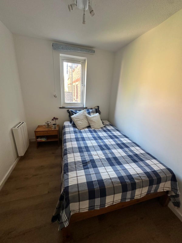 Room Edmunds Walk in Greater London