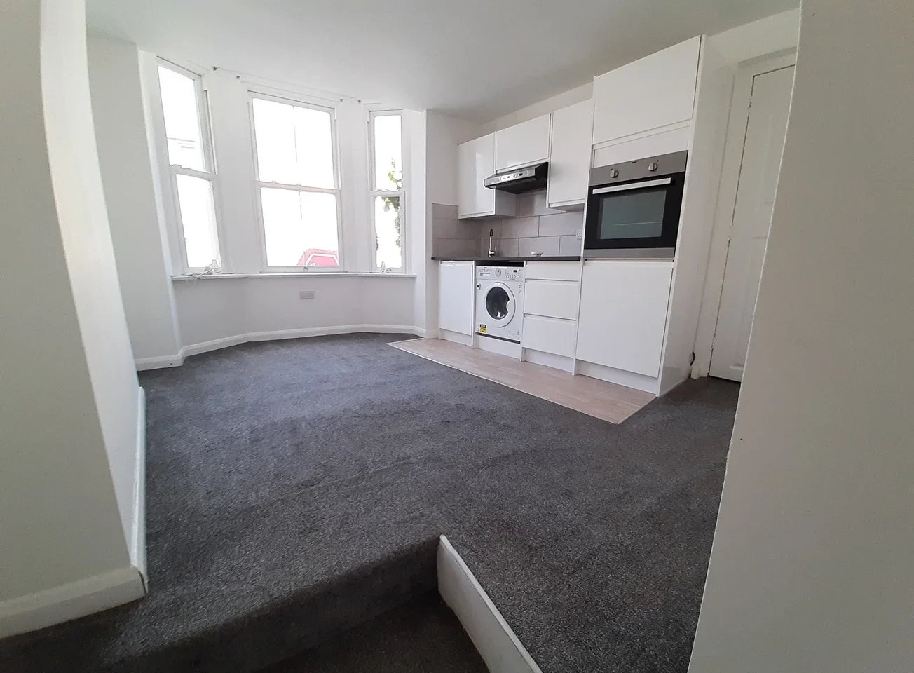 Flat Harvey Street in Folkestone and Hythe District
