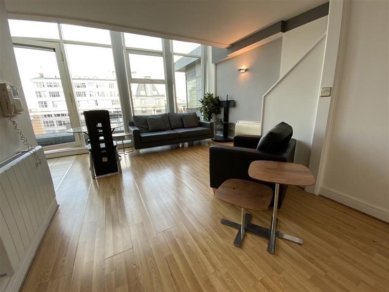 Flat Whitworth Street West in Manchester