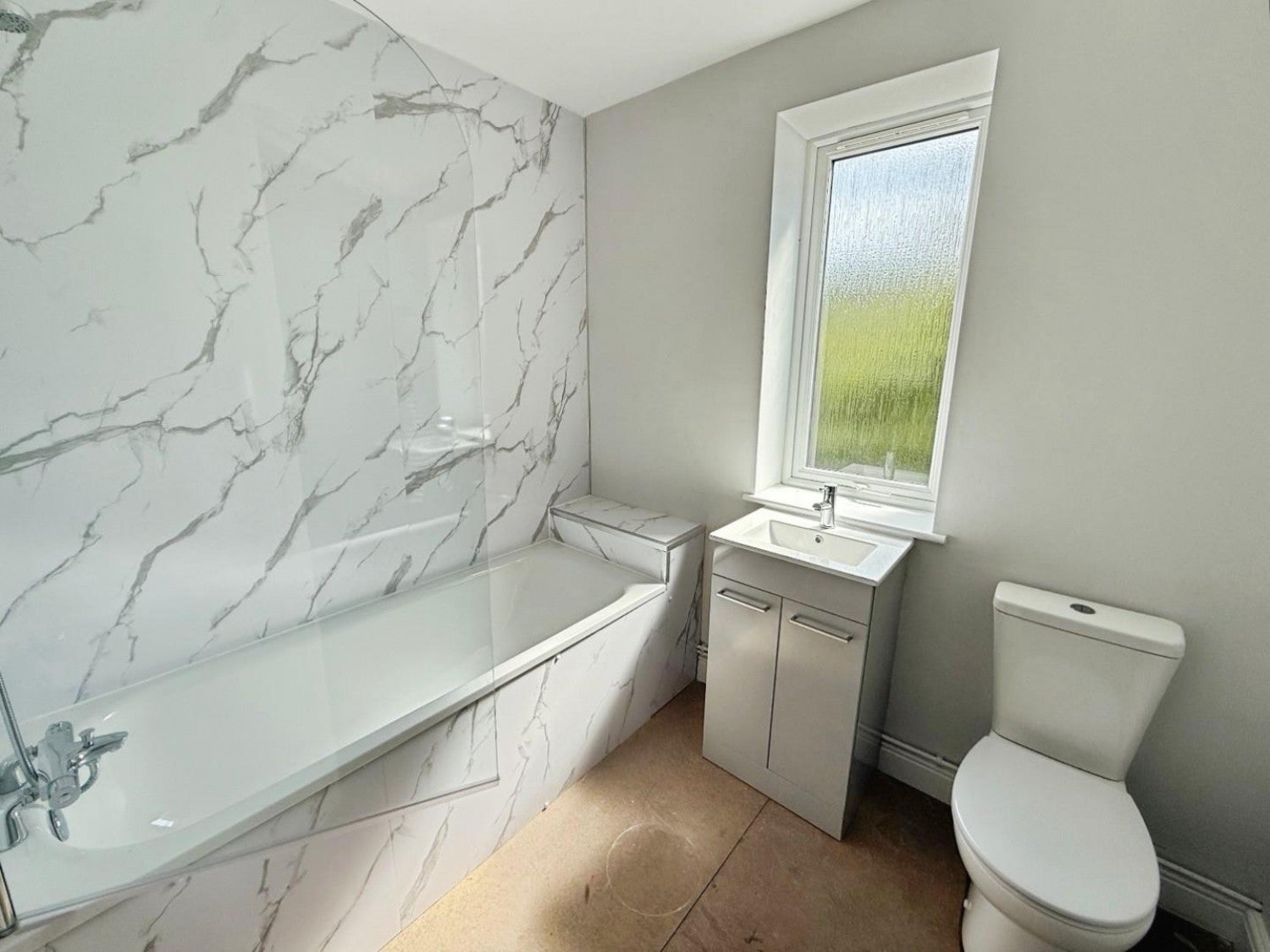 Flat Tinkersfield in Leigh