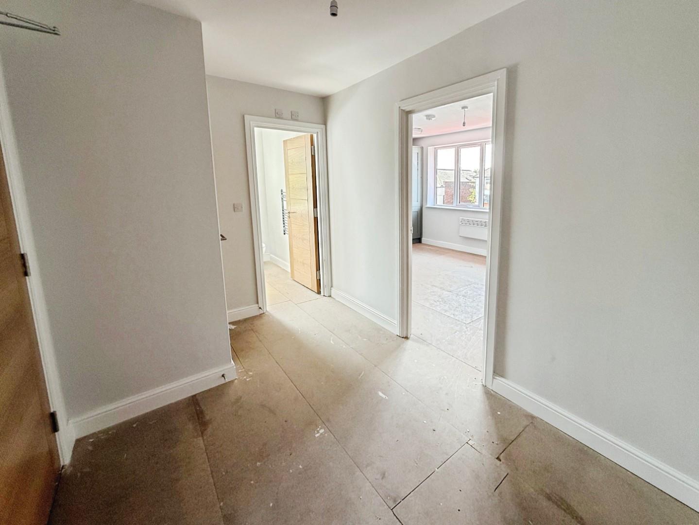 Flat Tinkersfield in Leigh