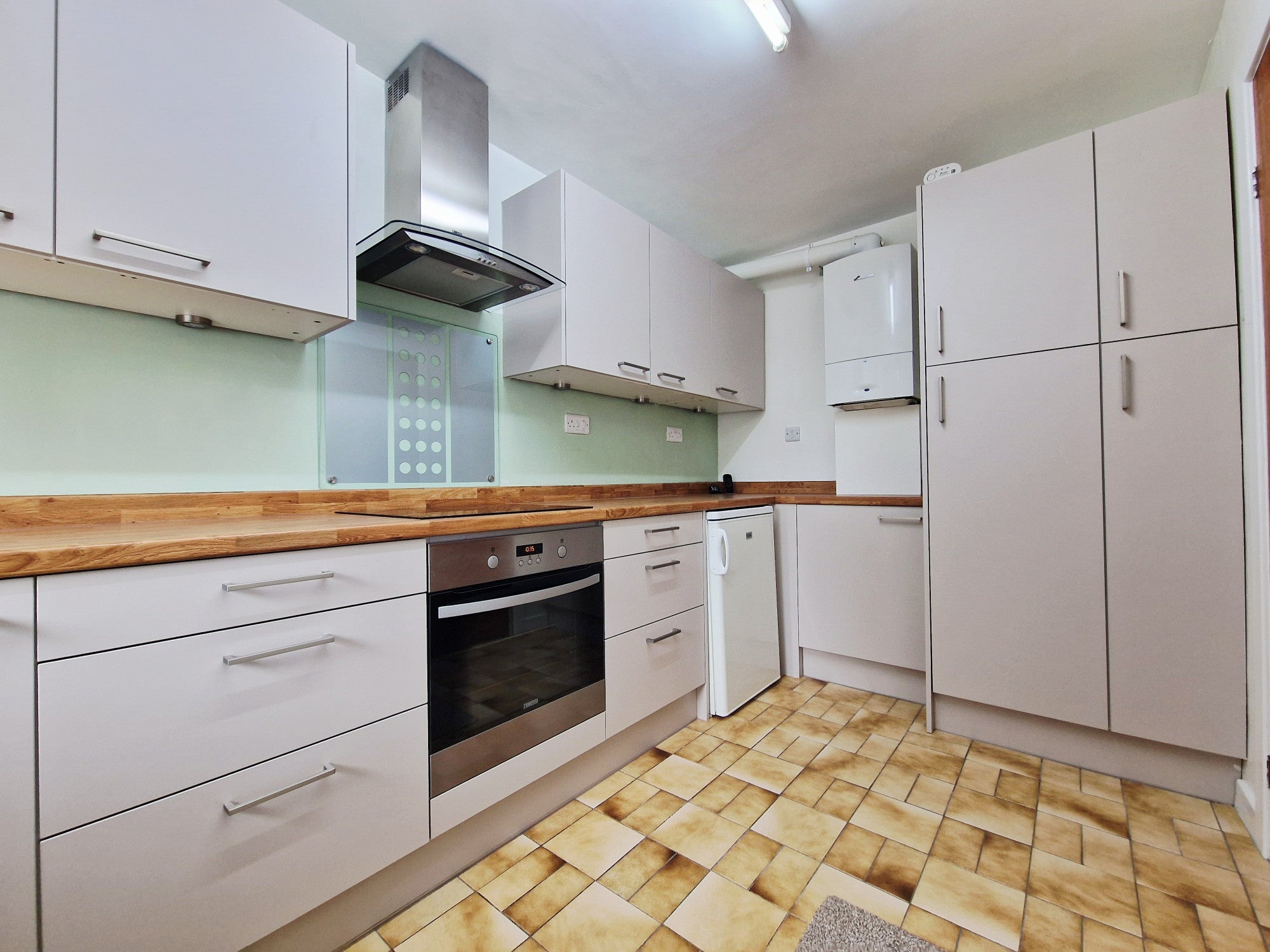 Flat Egerton Road in Preston