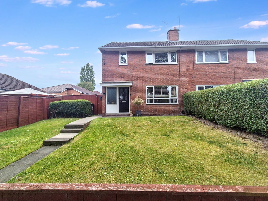 House Standfield Gardens in Gateshead