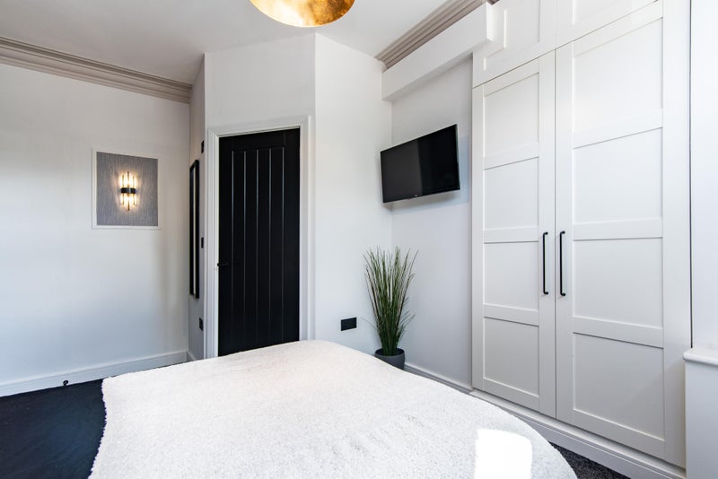Room Thoroton Road in Nottingham