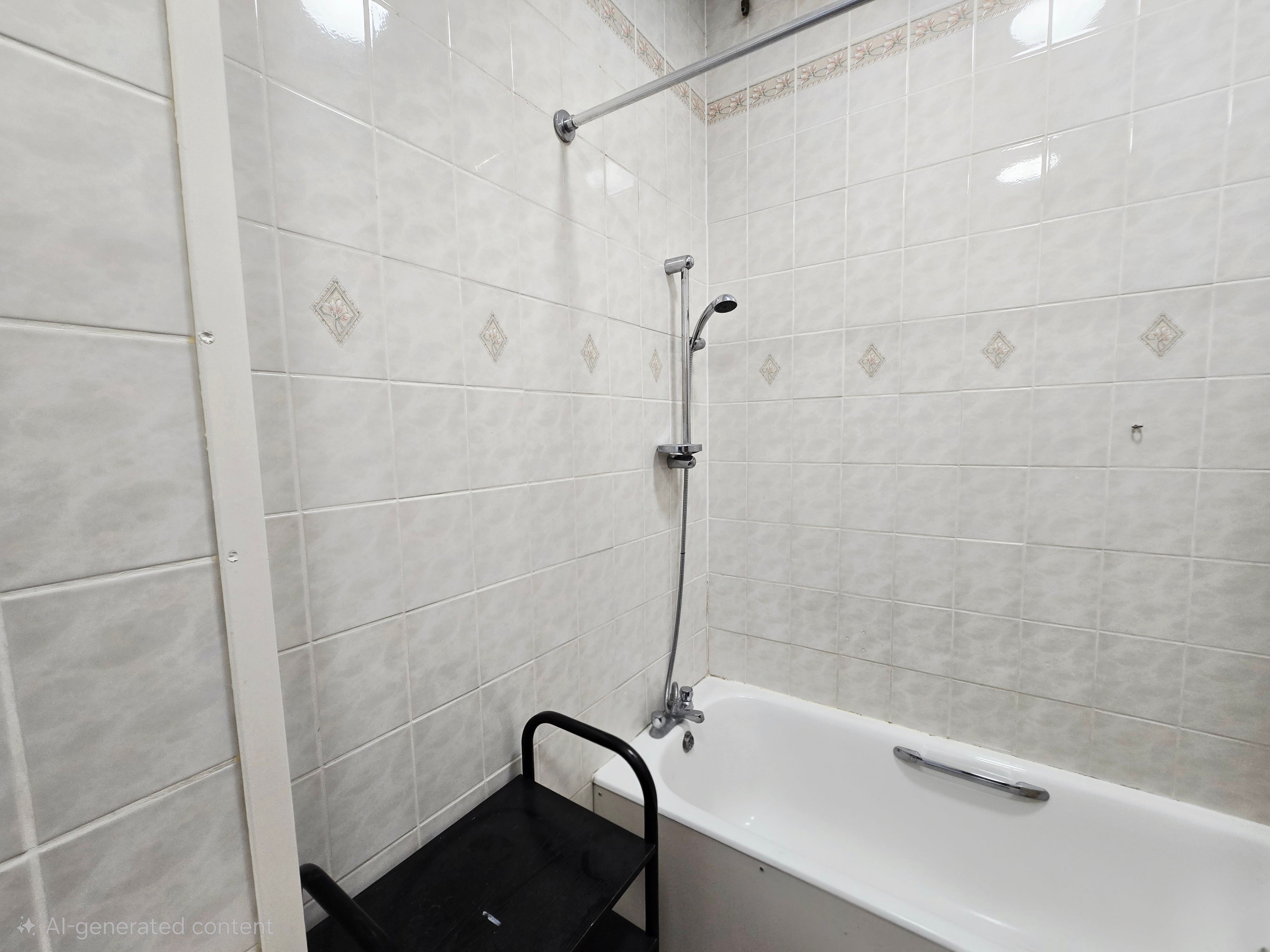 Flat Bushey Grove Road in Hertsmere