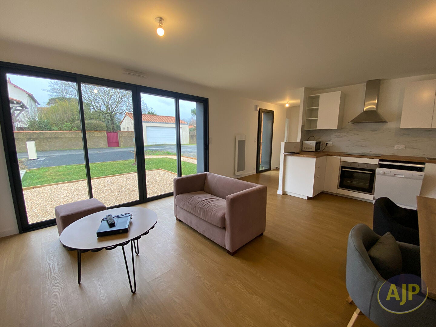 House D 9 in Nouans-les-Fontaines