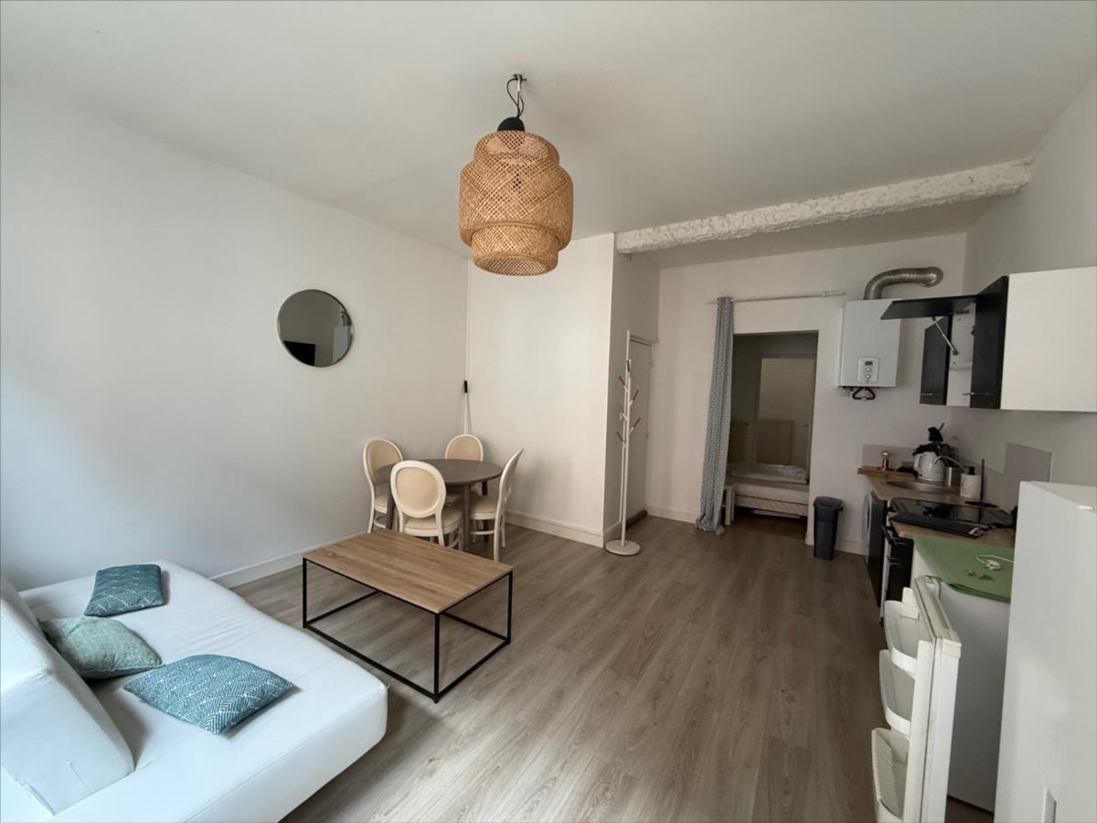 Flat Rue de Montbret in Rouen