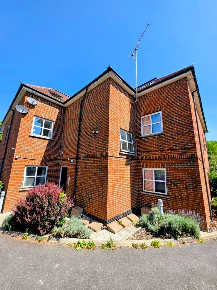 Flat Mansergh Close in Greater London