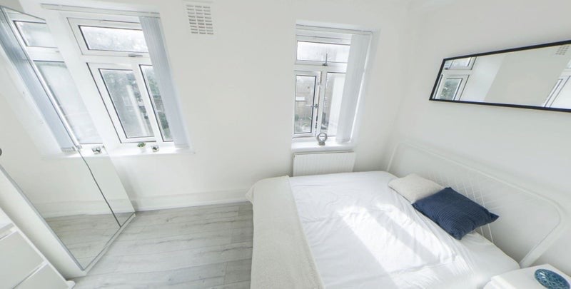 Room Clapham Road Estate in Greater London