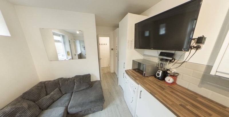 Room Clapham Road Estate in Greater London
