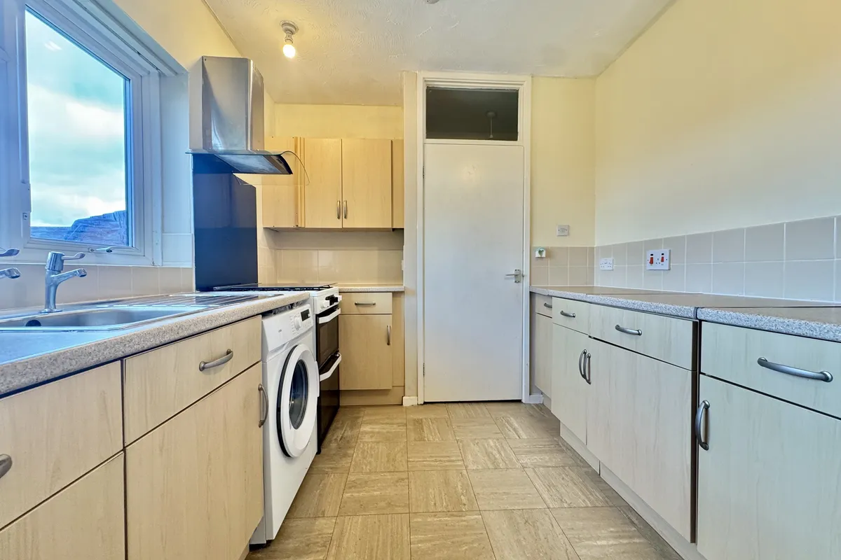 Flat Pippin Green in Norwich