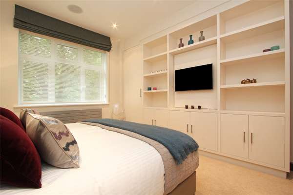 Flat Ennismore Gardens in City of Westminster