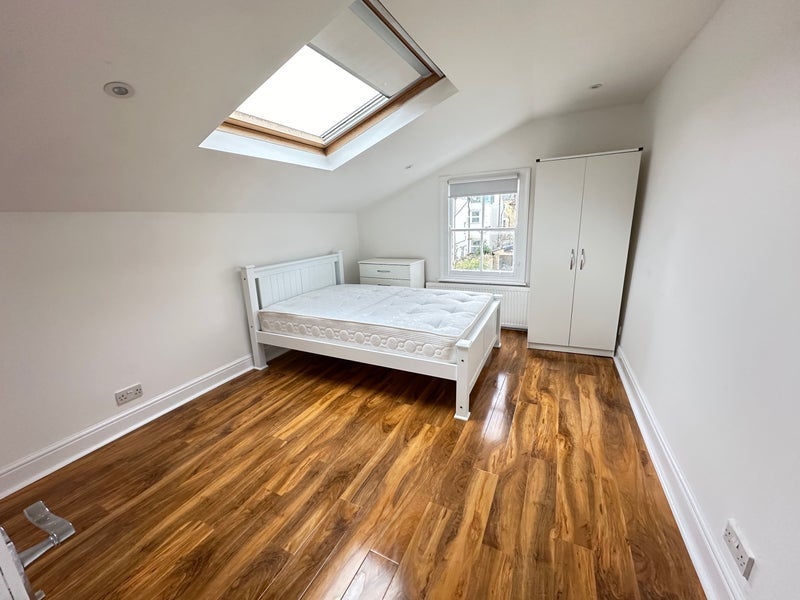 Flat Selsdon Road in Greater London