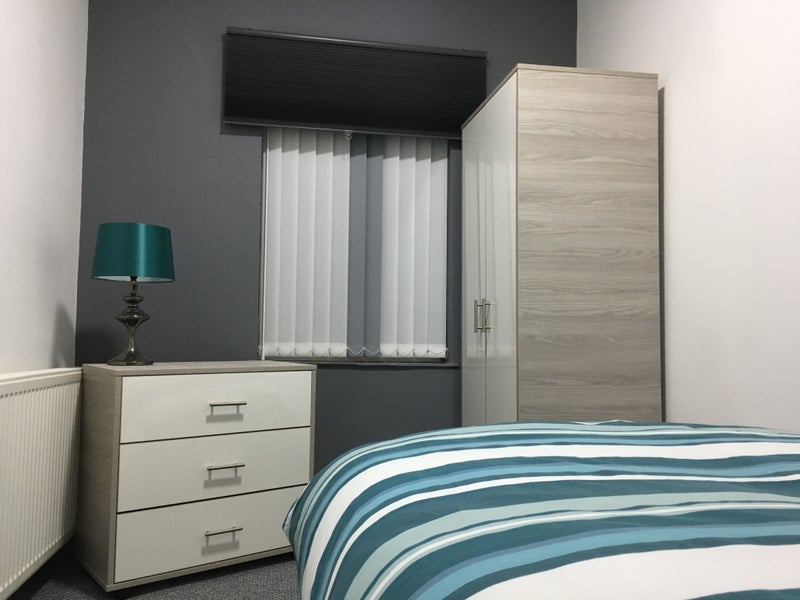 Room Clare Street in Tameside