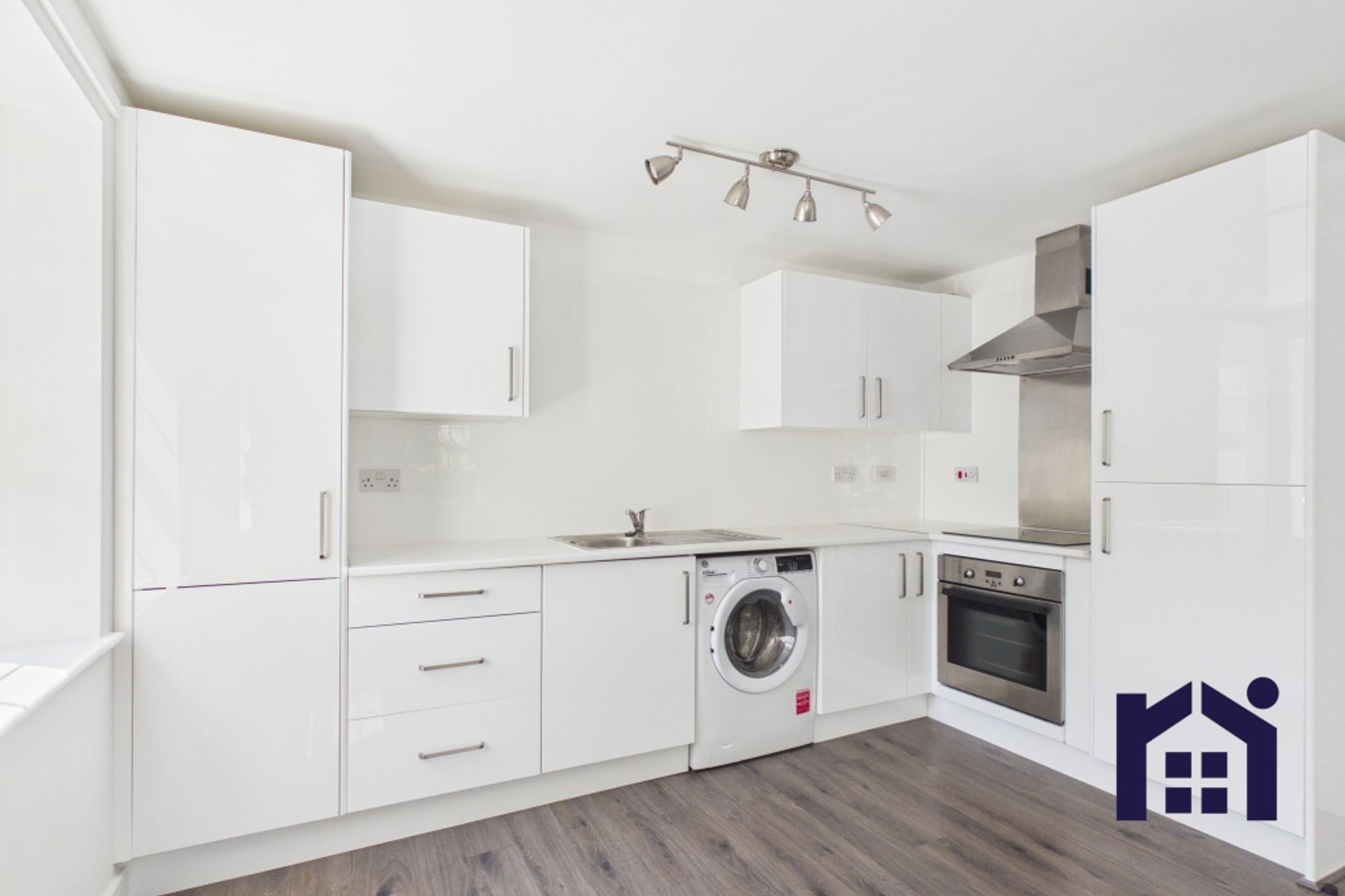 Flat Denham Wood Close in Chorley