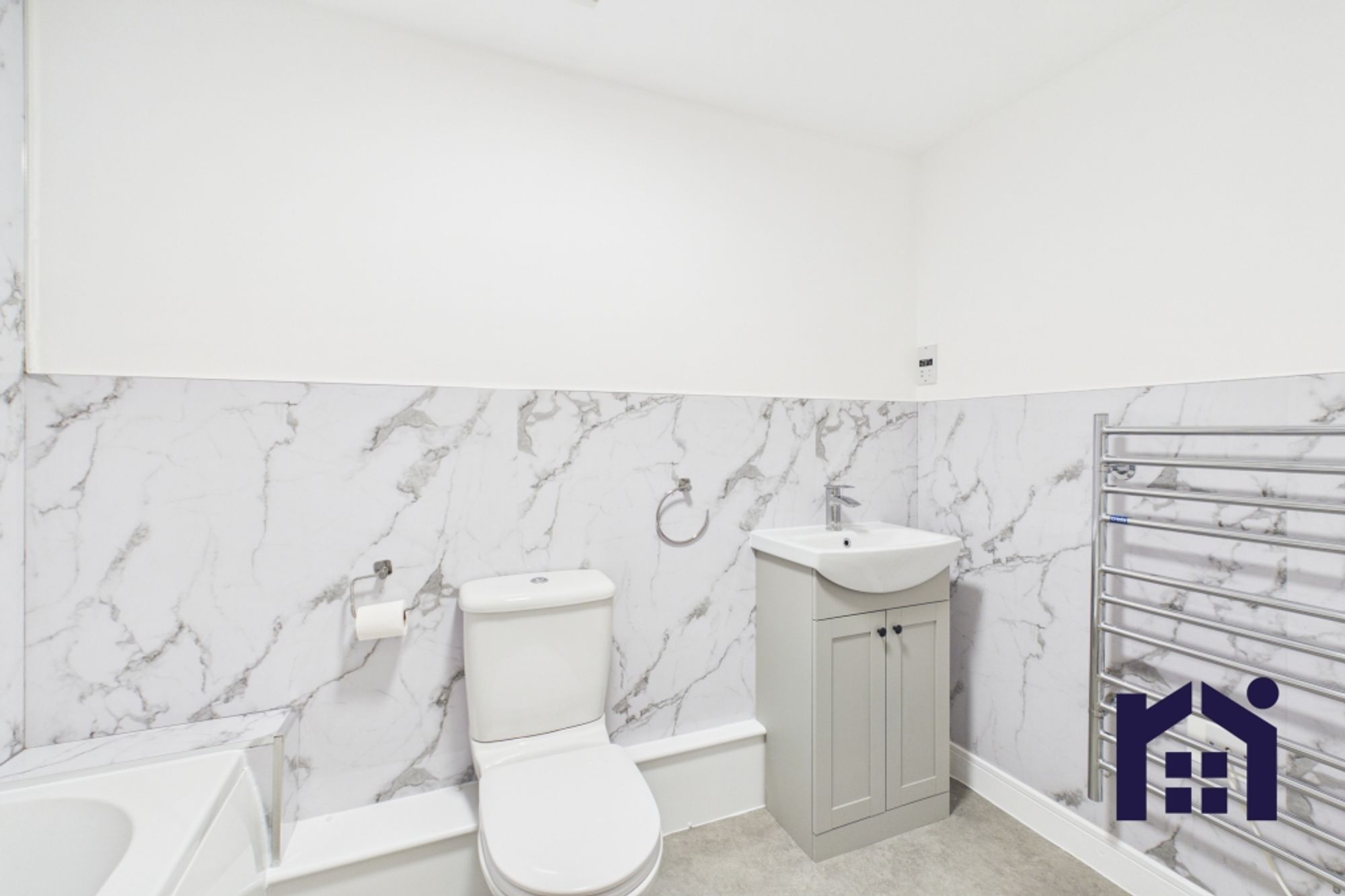 Flat Denham Wood Close in Chorley