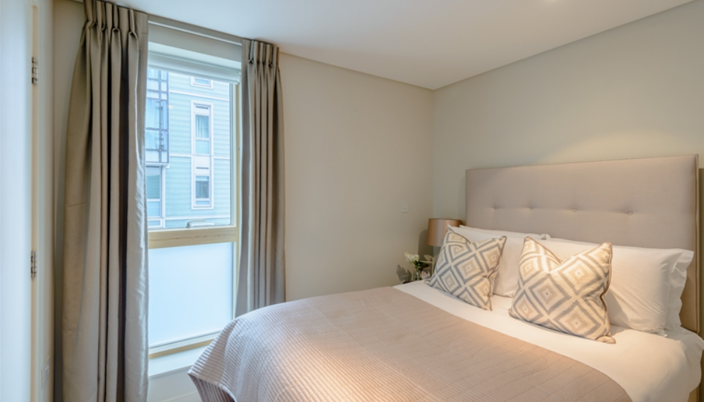 Flat Merchant Square in City of Westminster