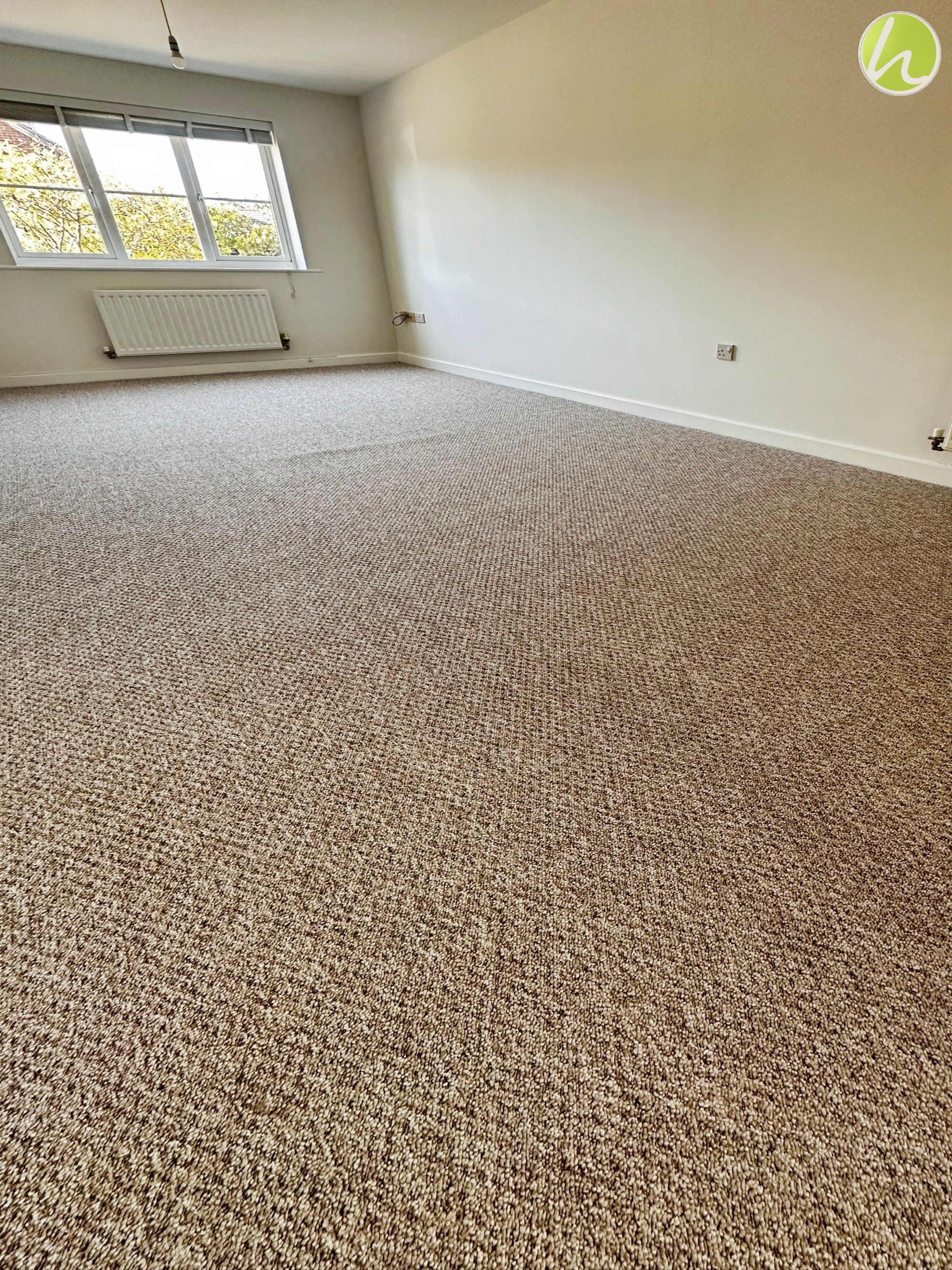 Flat Corringham Road in Stanford-le-Hope