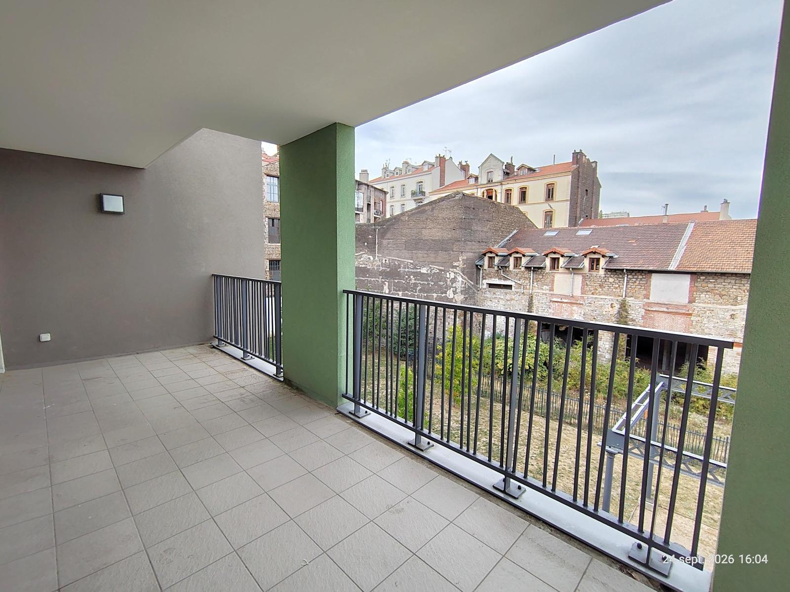 Flat Rue Émile Reymond in Saint-Étienne