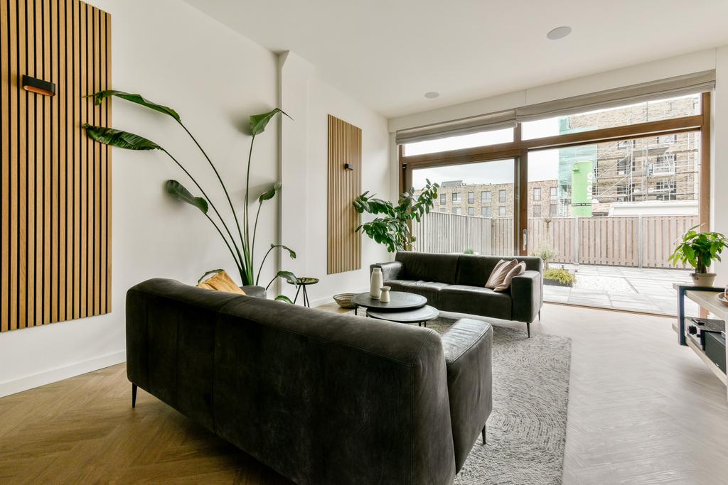 Woning te huur: Tan Malakastraat, Amsterdam