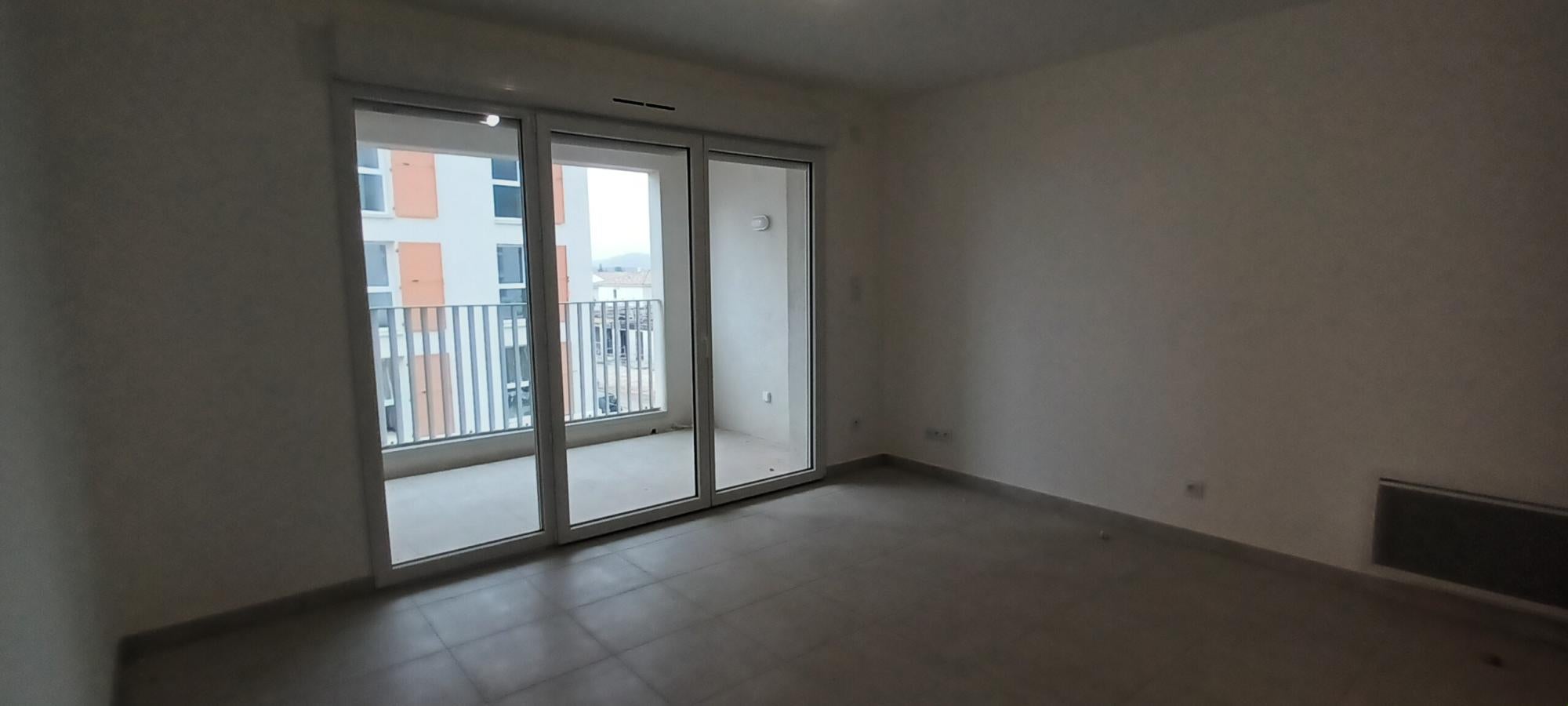 Flat Rue rené Char in Solliès-Pont