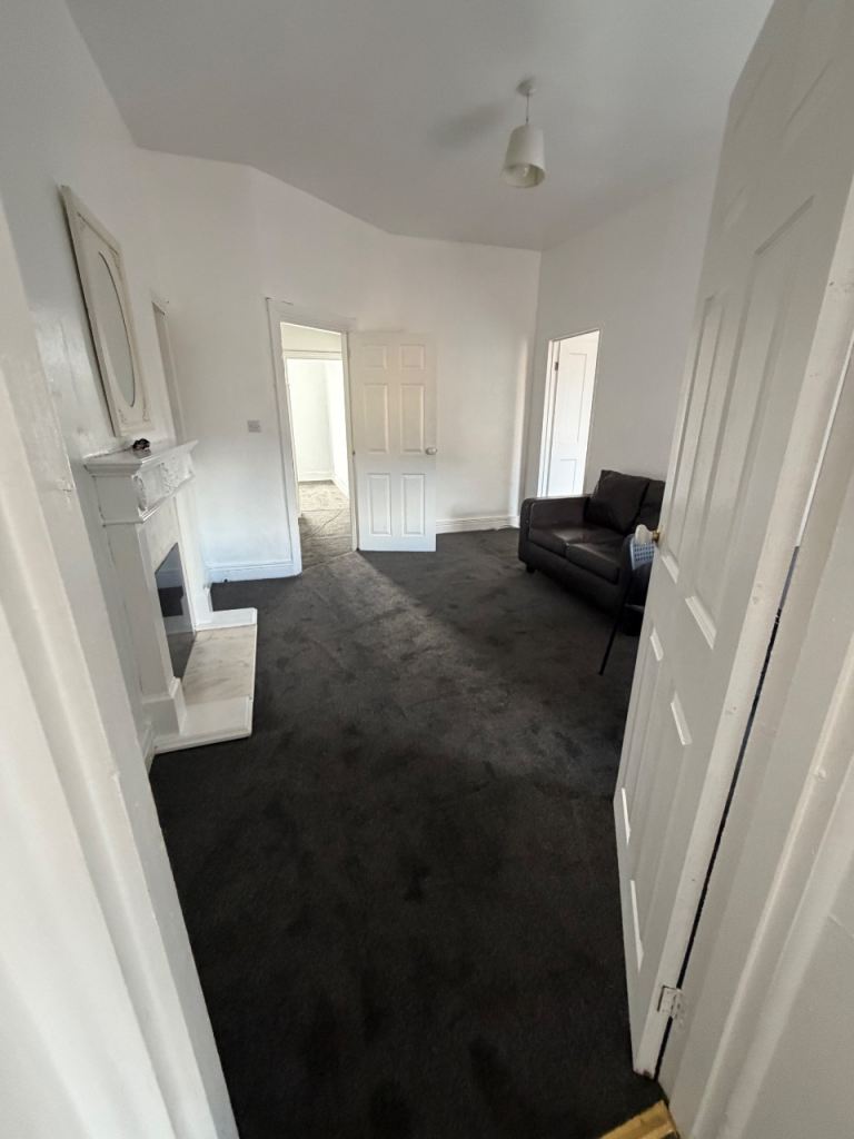 Flat Woodlands Terrace in Gateshead