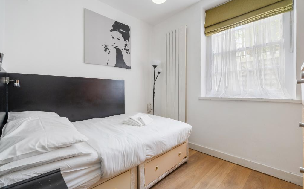 Flat North Gower Street in Greater London