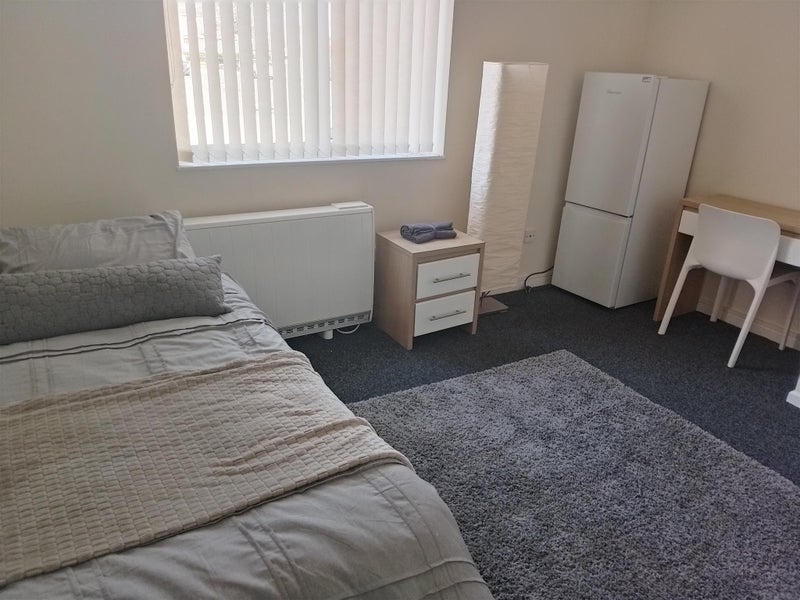 Room Hallam Close in Sandwell