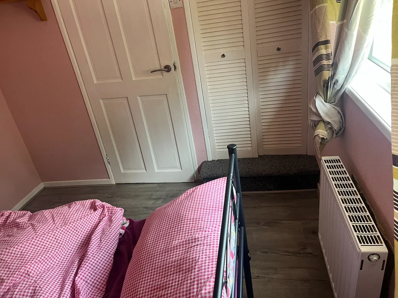 Room Broadcoombe in Greater London