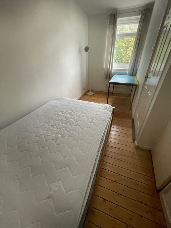 Room Owgan Close in Greater London