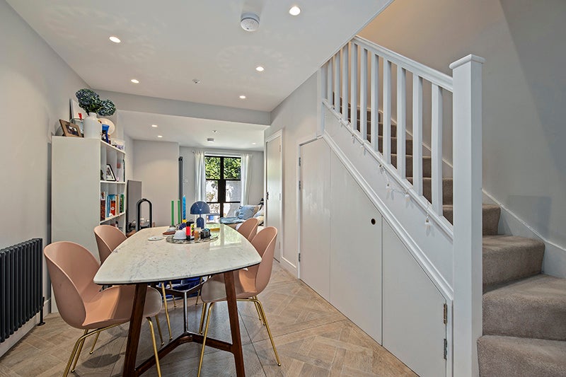 House Worple Way in Greater London