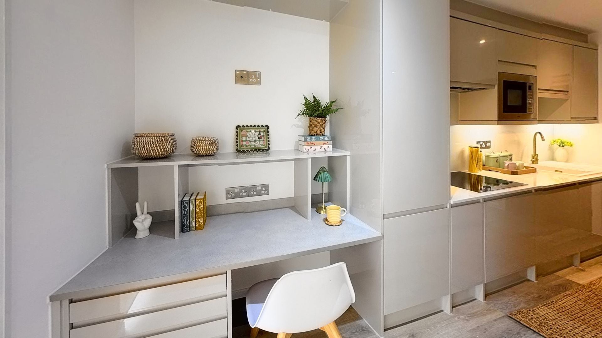 Room Verney Street in Exeter