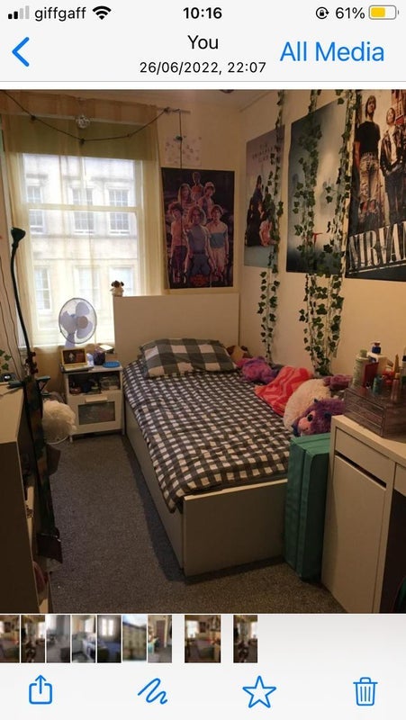 Room Carnarvon Street in Glasgow