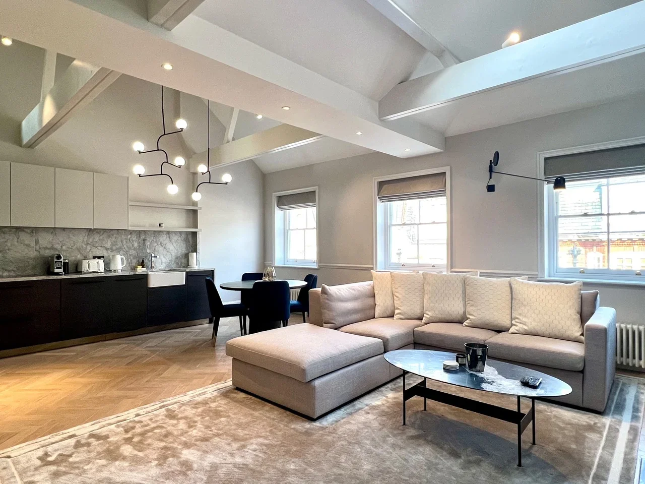 Flat Great Titchfield Street in City of Westminster