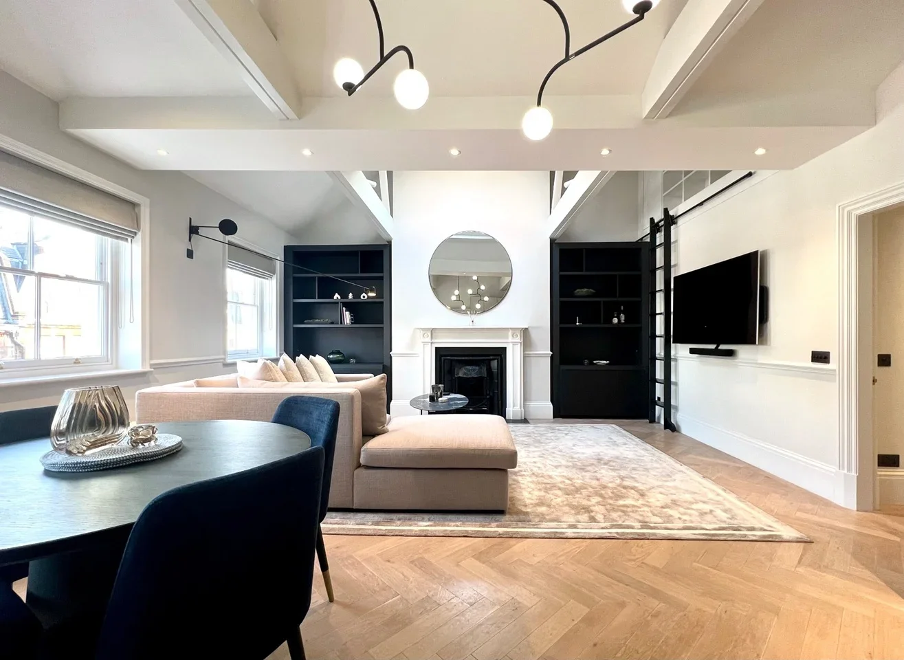 Flat Great Titchfield Street in City of Westminster