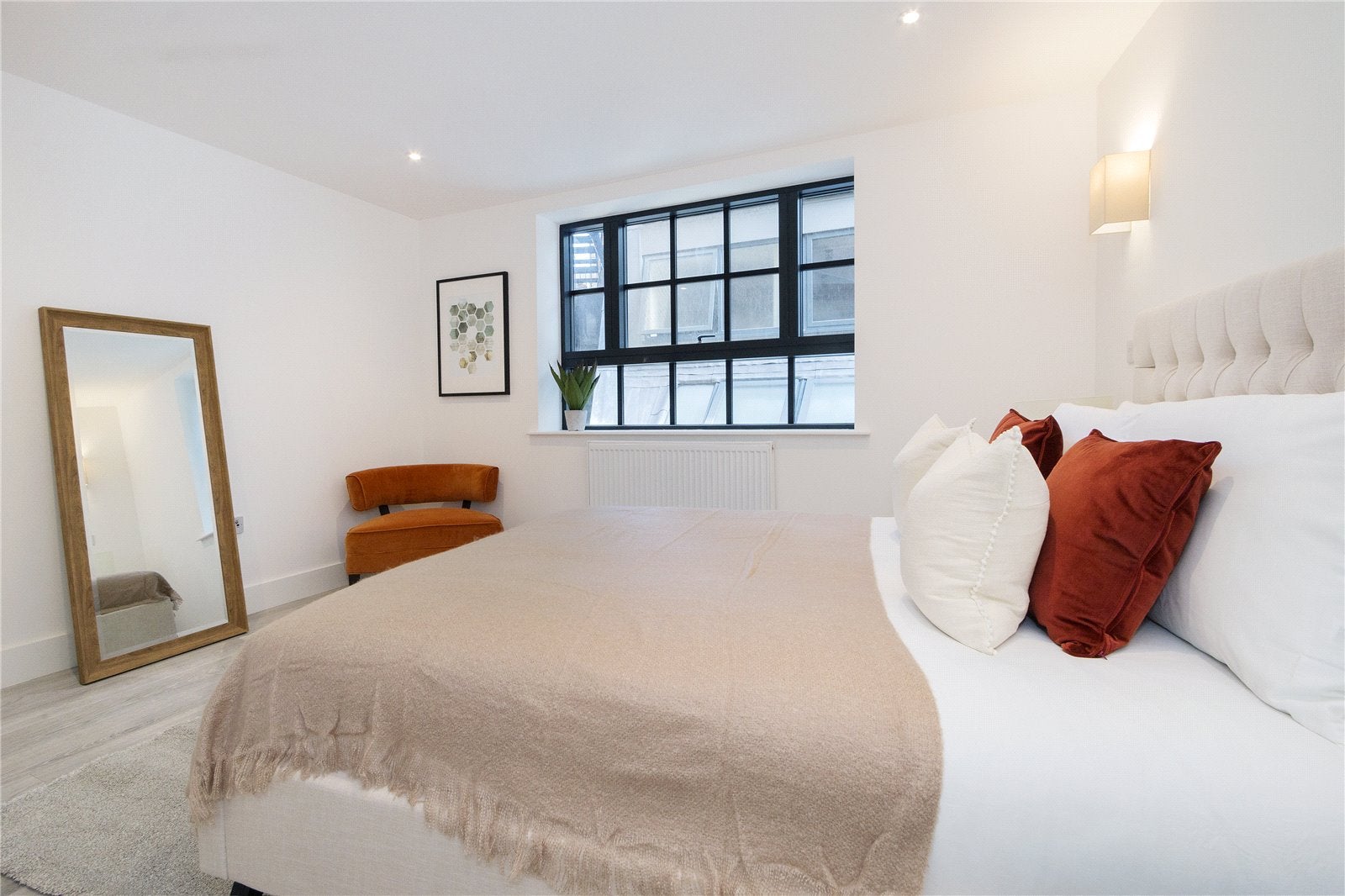 Flat Great Guildford Street in Greater London