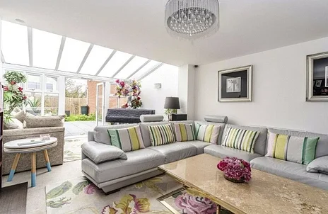 House Kilty Place in High Wycombe