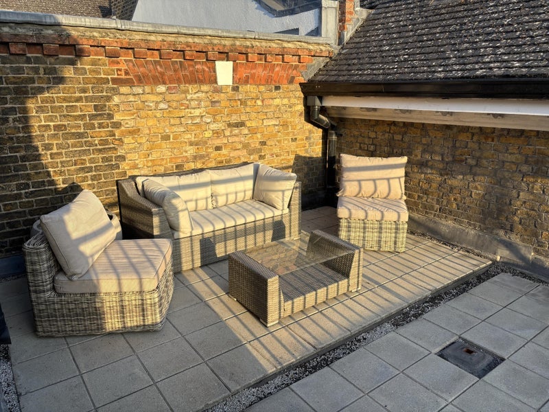 Room Bagleys Lane in Greater London