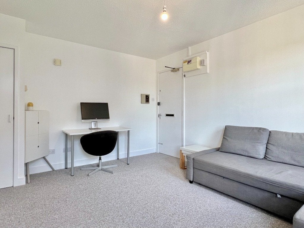 Flat West Port in City of Edinburgh