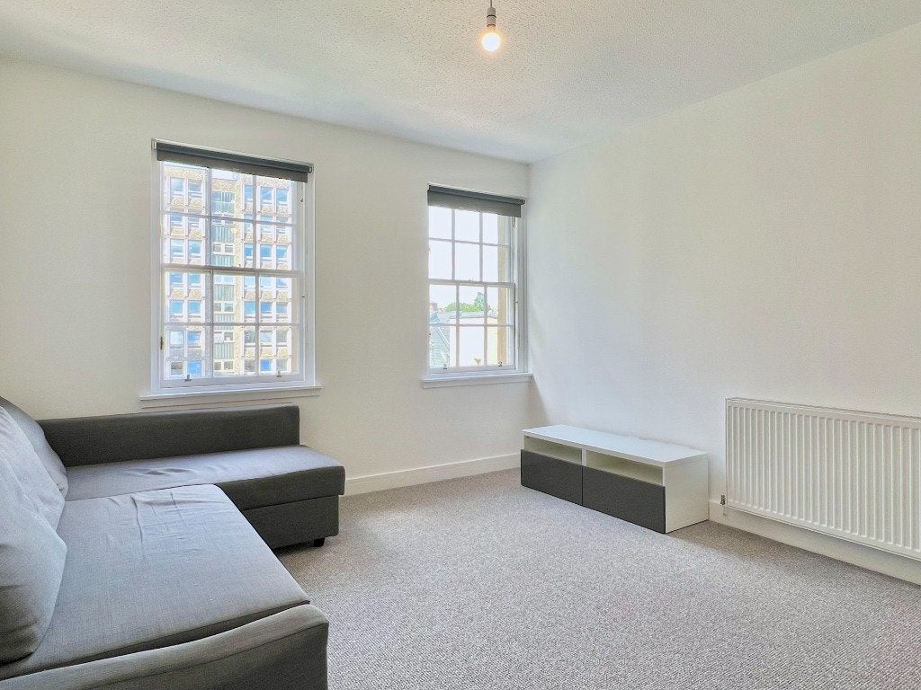 Flat West Port in City of Edinburgh