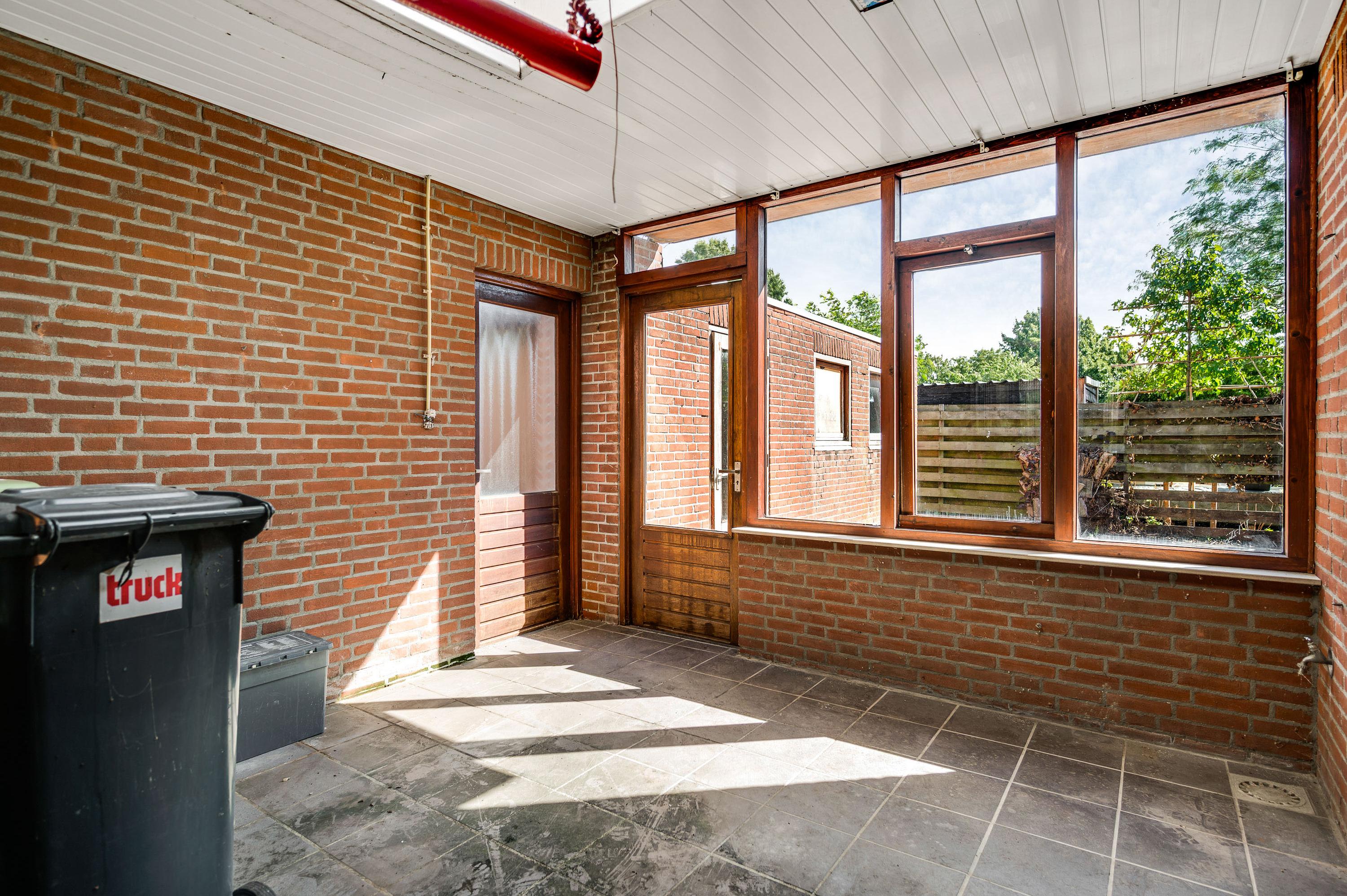 Tussenwoning te koop: Brugstraat 15, Roggel